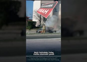 Arnavutköy Taşoluk’ta seyir halindeki otomobil alev alev yandı.