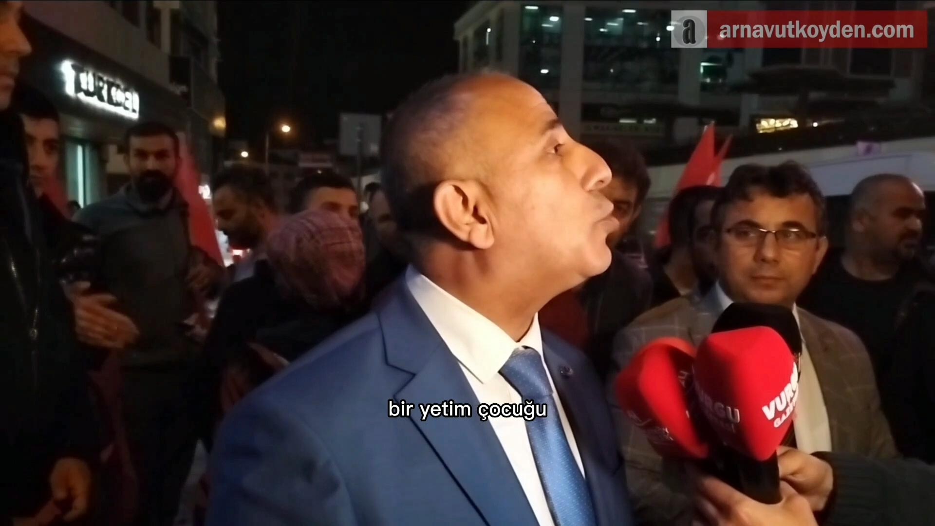 Arnavutköy Kaymakamı’nın duygu yüklü Cumhuriyet konuşması sosyal medyada gündem oldu